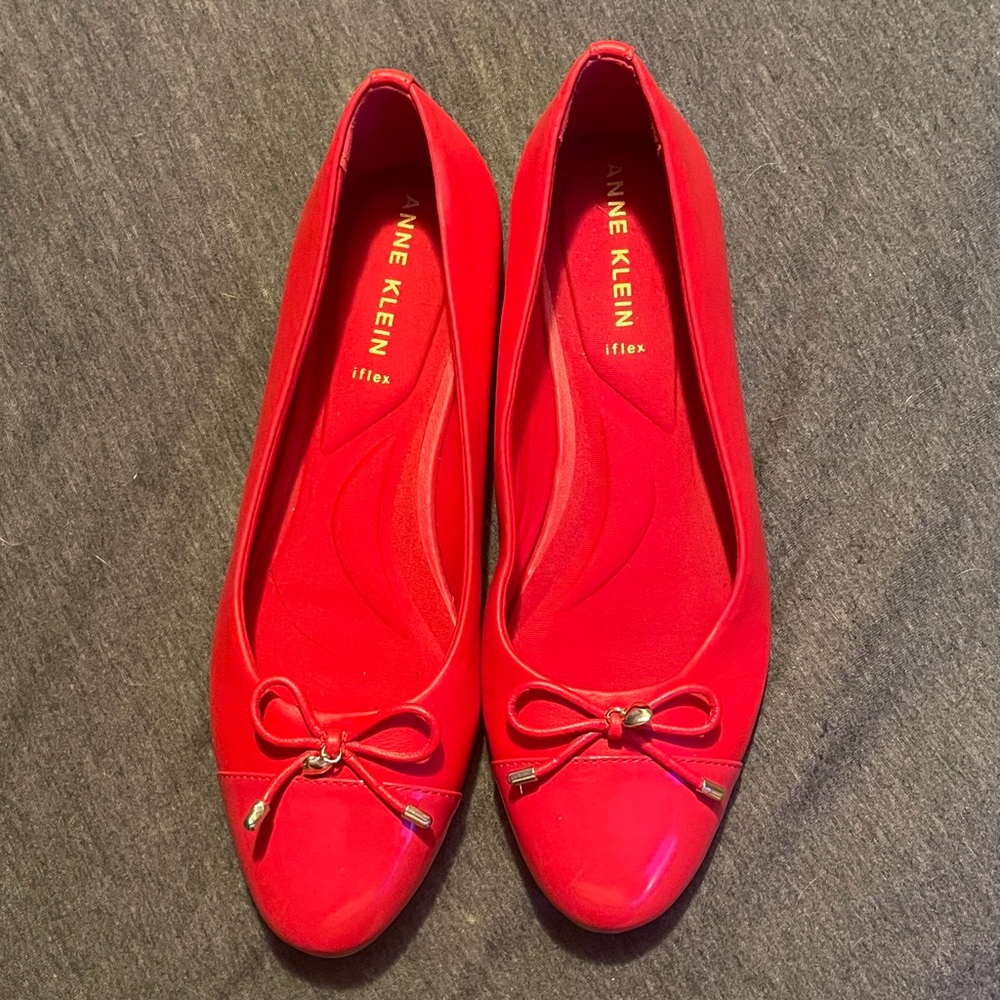 Anne Klein Red Bow Flats